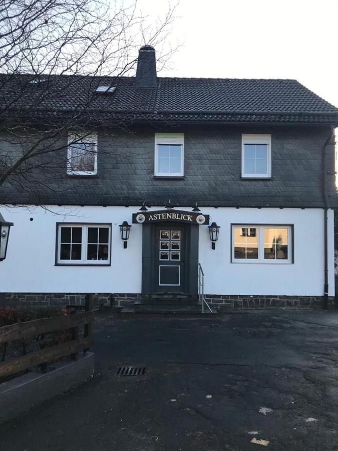 Vila Ferienhaus Astenblick - Ideal Fuer Weihnachtsfeiern Und Familienfeiern Bietet Schlafplaetze Fuer Bis Zu 35 Personen Winterberg Exteriér fotografie